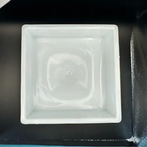 Milk Glass Candy dish - Picture 6 of 9